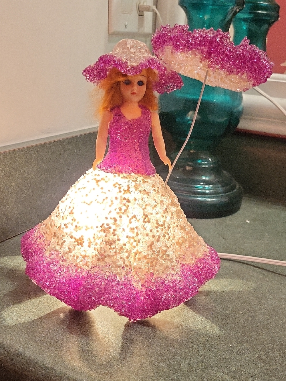 Vintage Platic MELT Decorative Doll Lamp with Pink Trim